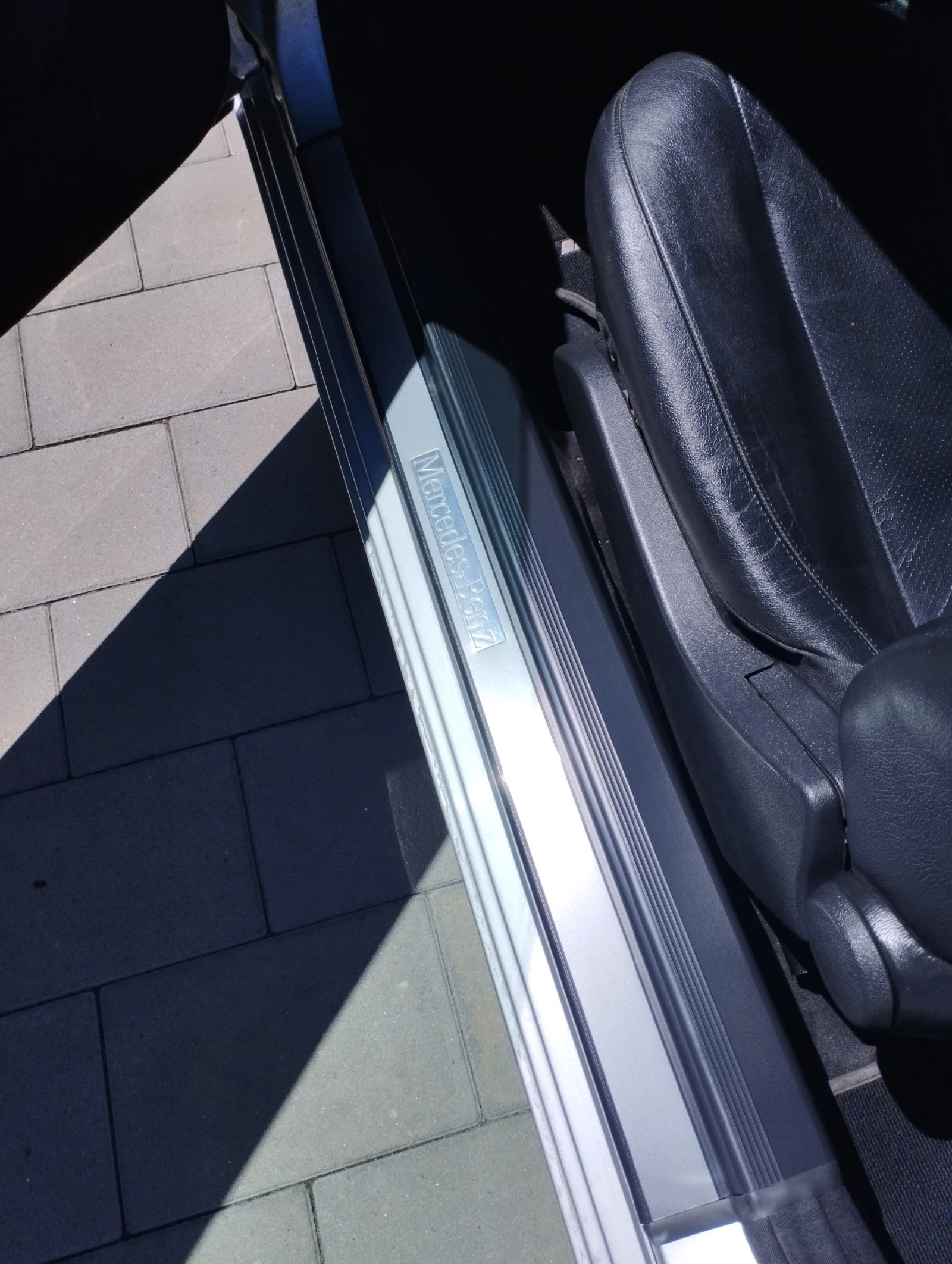 Mercedes-Benz CLK 320, снимка 7 - Автомобили и джипове - 54421090