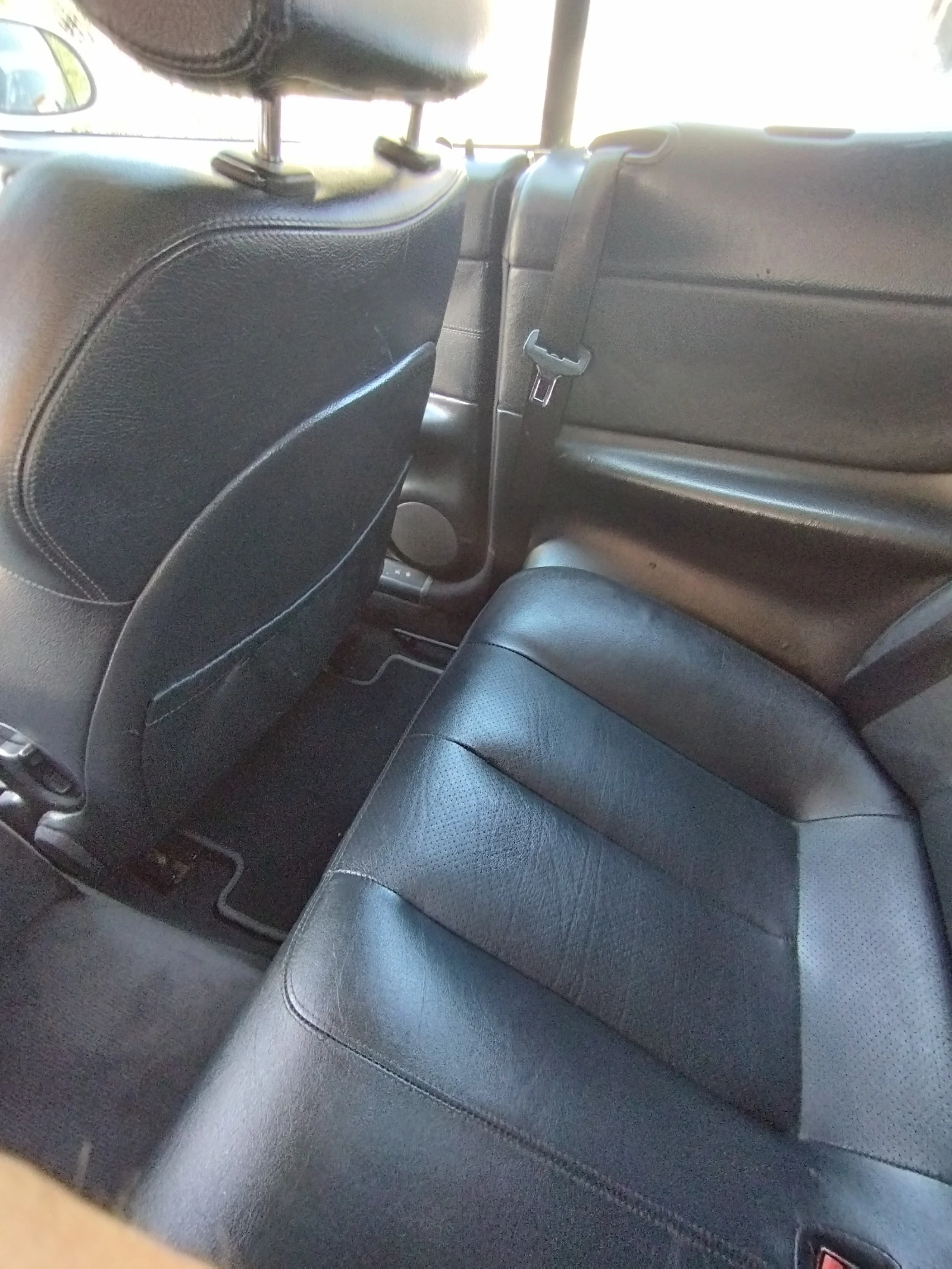 Mercedes-Benz CLK 320, снимка 10 - Автомобили и джипове - 54421090