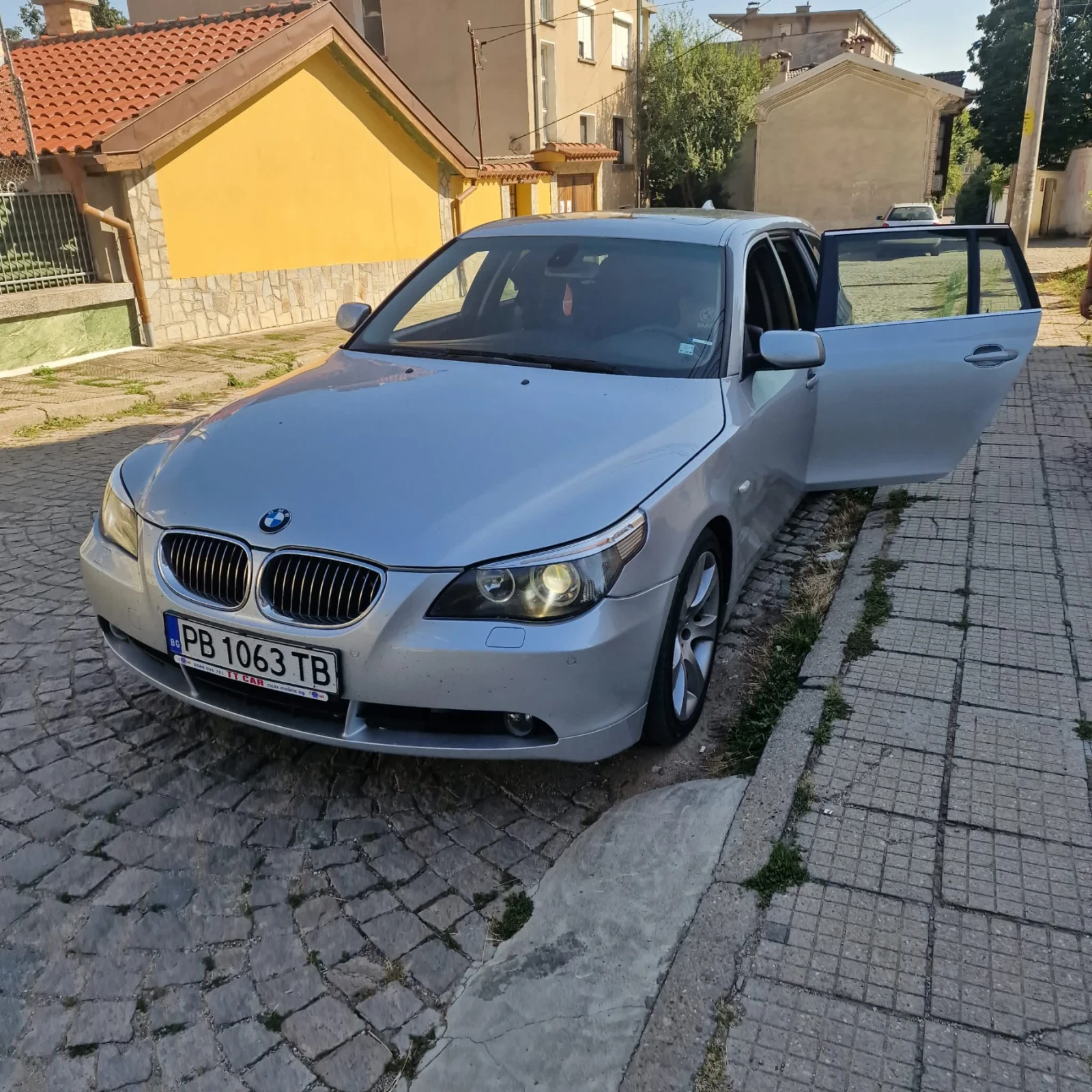 BMW 530, снимка 8 - Автомобили и джипове - 54510890