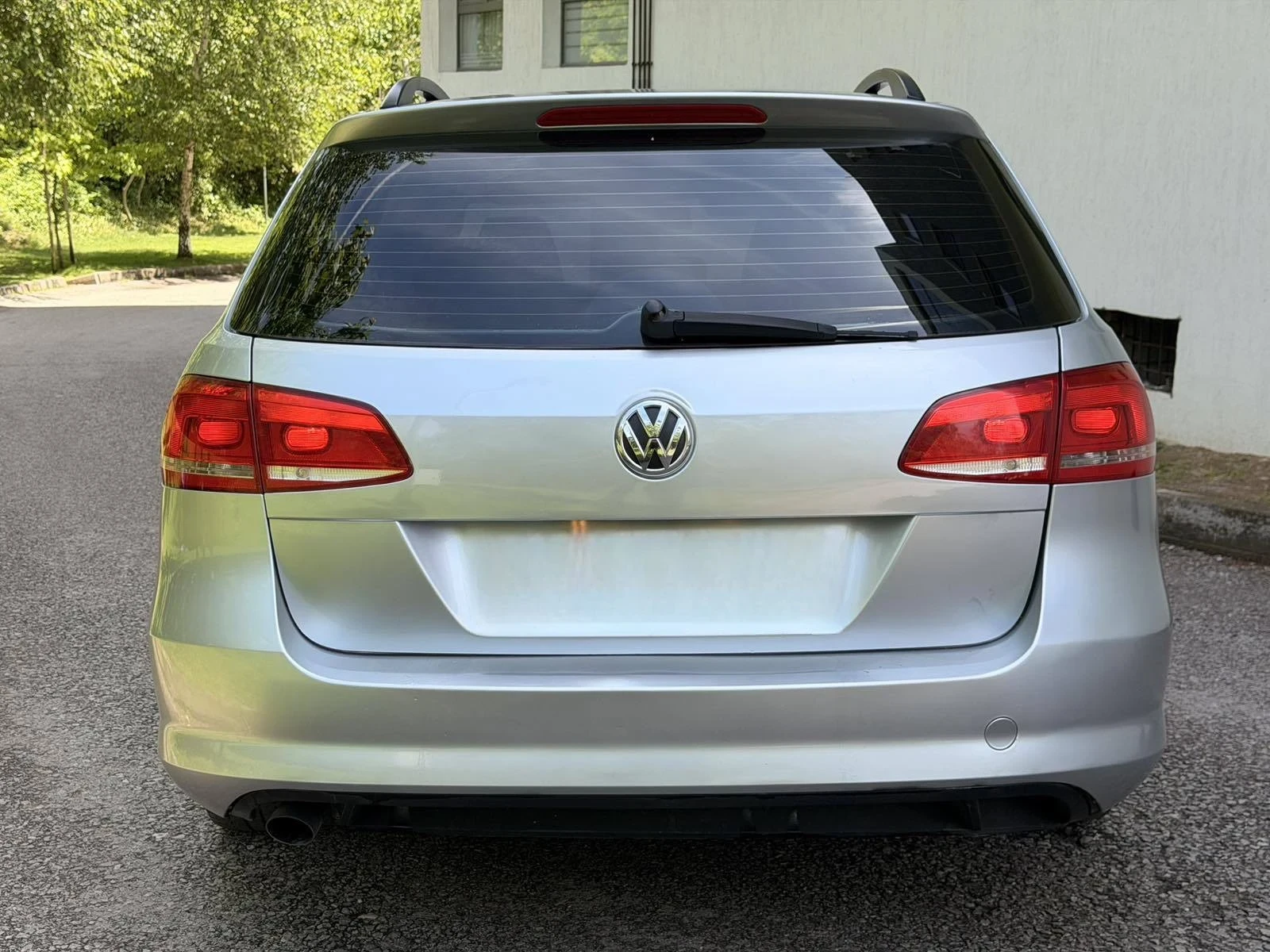 VW Passat 1.6TDI , снимка 6 - Автомобили и джипове - 54776800