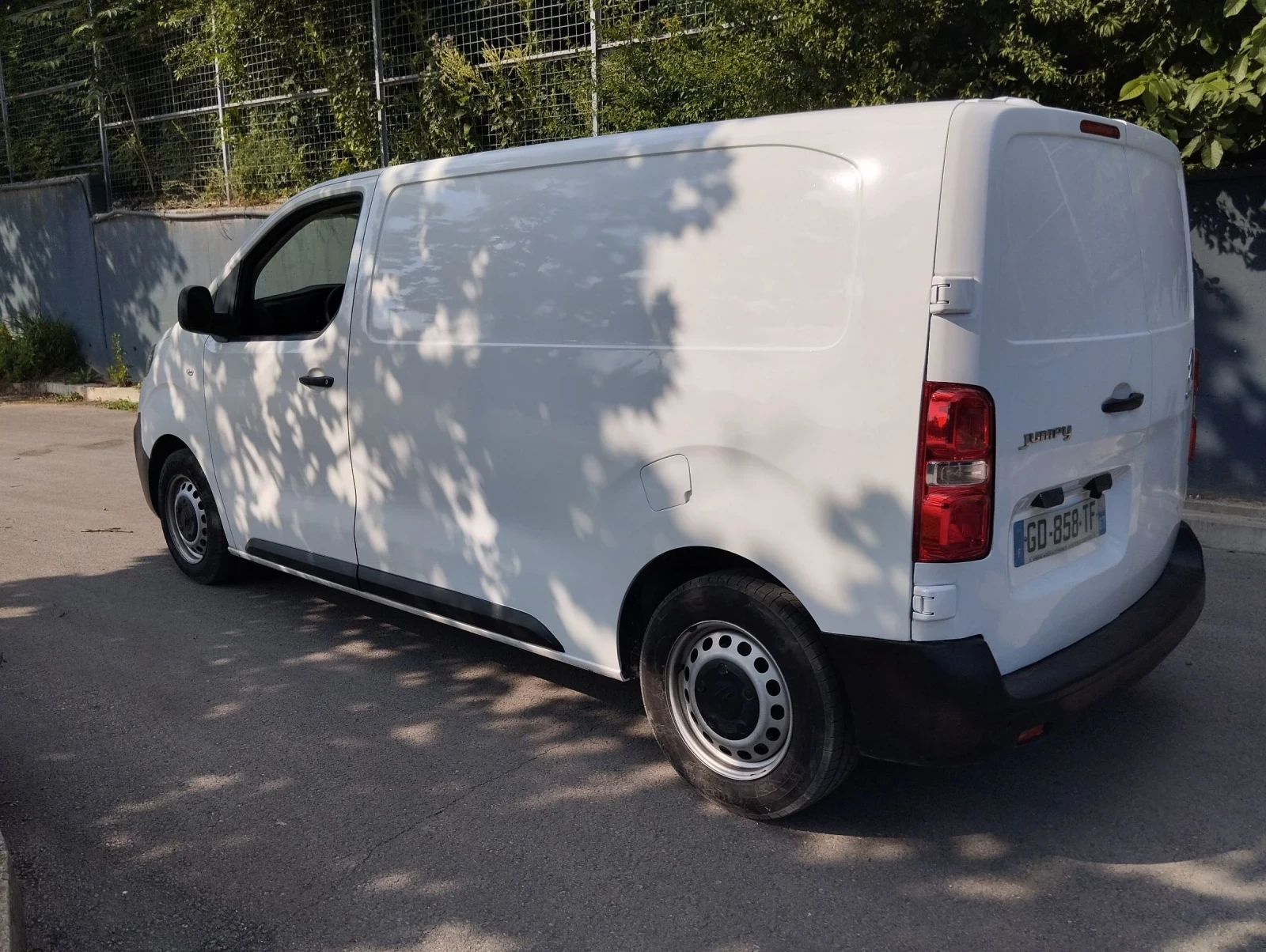 Citroen Jumpy 1.5dizel 120kc, снимка 6 - Автомобили и джипове - 54809377