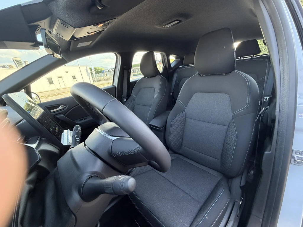 Renault Captur, снимка 15 - Автомобили и джипове - 54919387