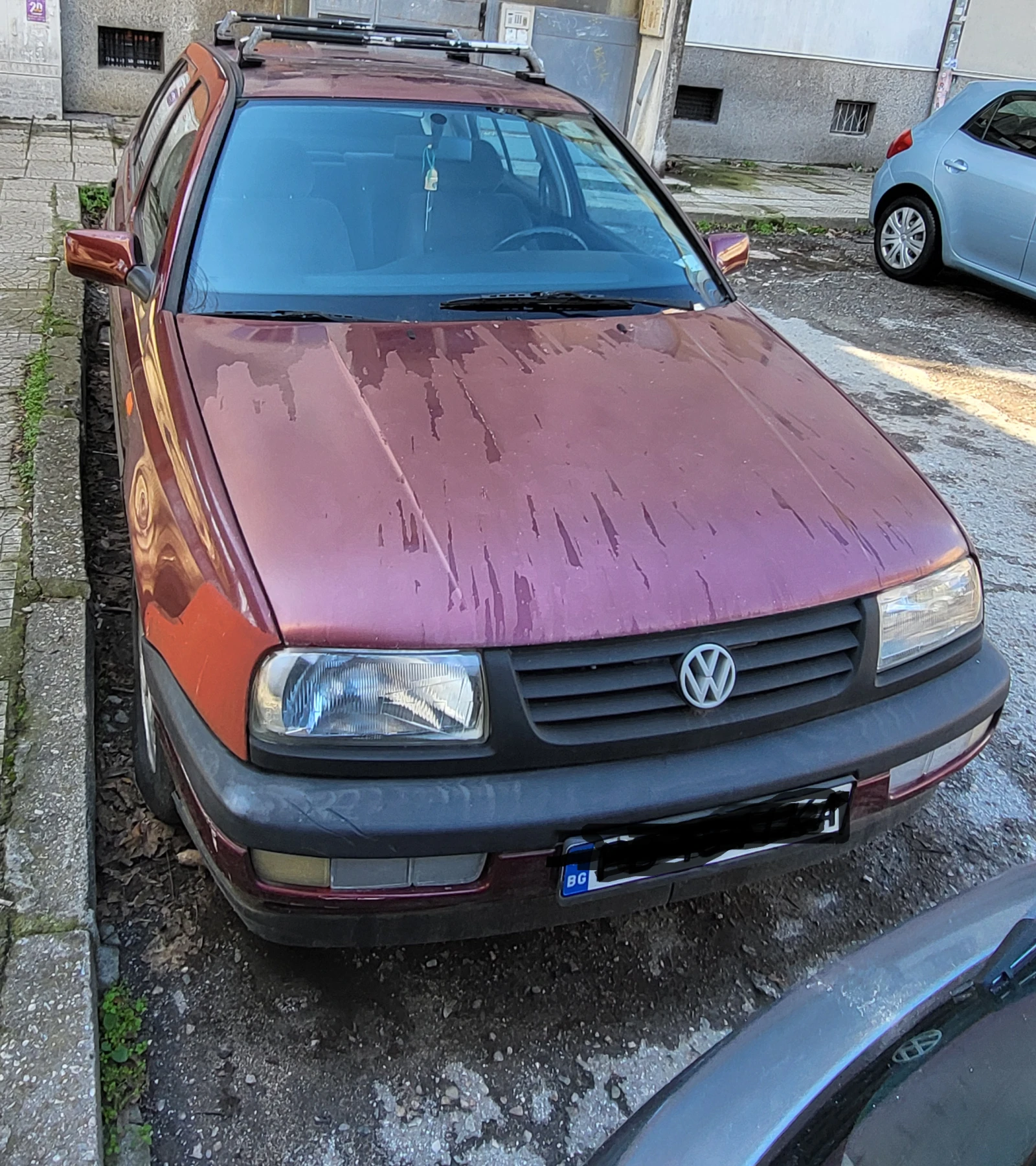 VW Vento, снимка 2 - Автомобили и джипове - 55363945