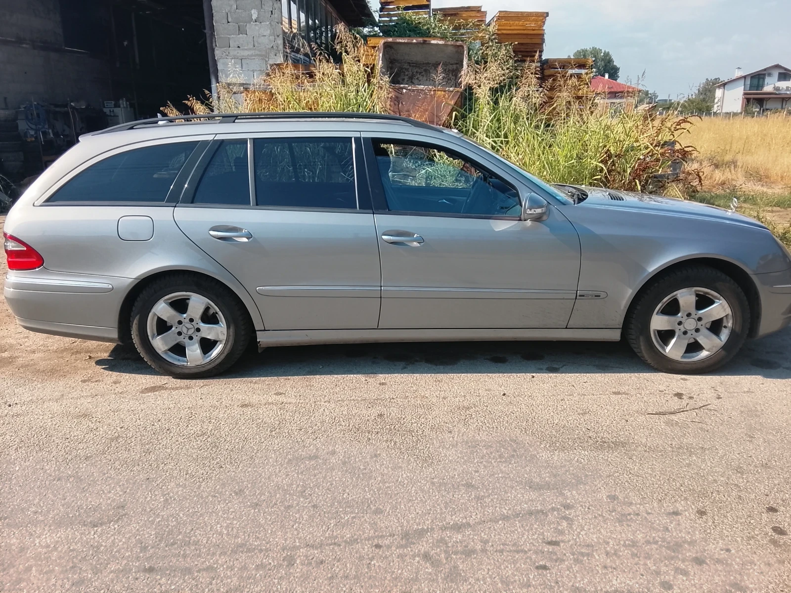 Mercedes-Benz E 280, снимка 2 - Автомобили и джипове - 55577308