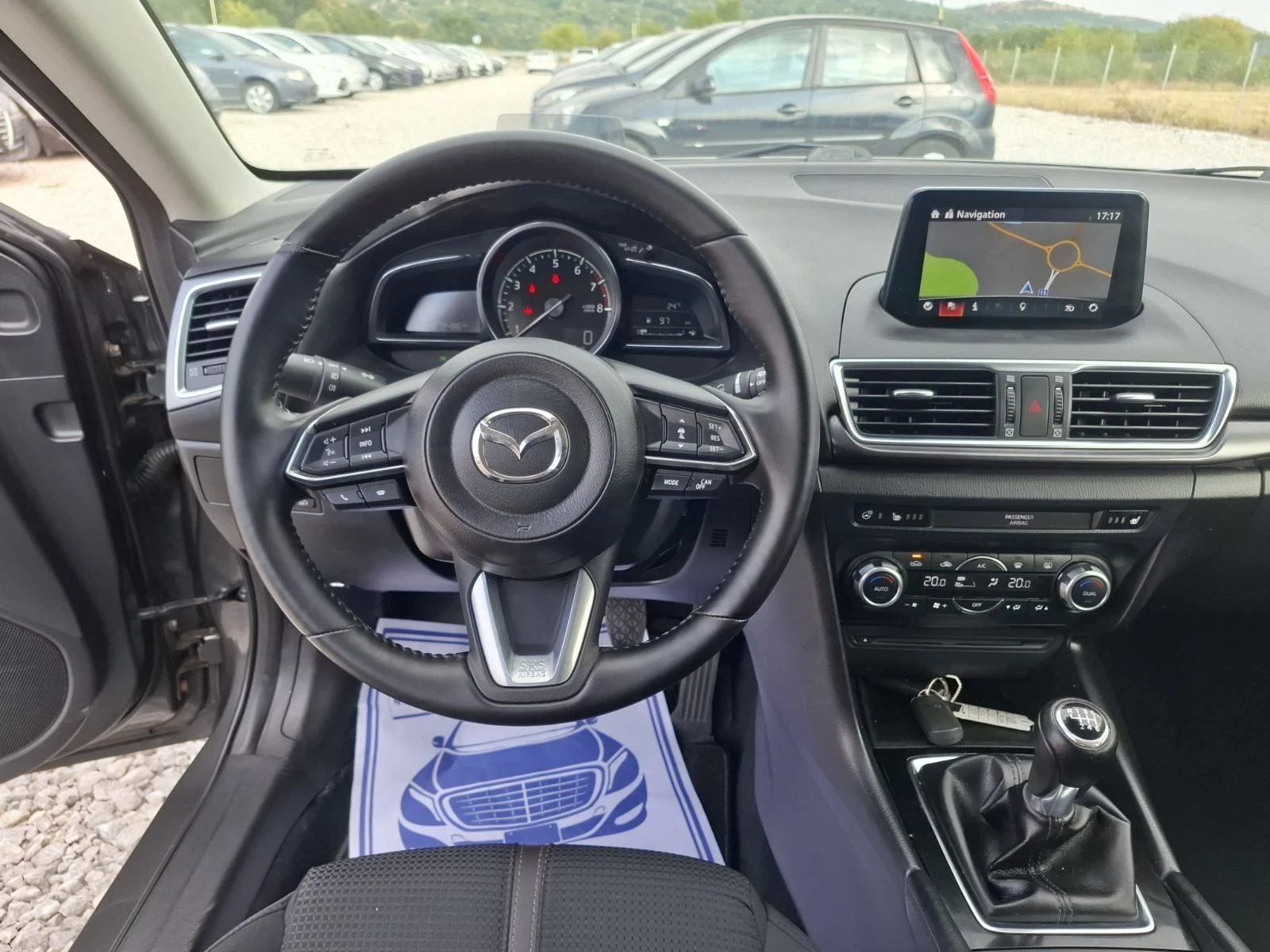Mazda 3 2.0I KLI NAVI DISTRONIK, снимка 17 - Автомобили и джипове - 55847507