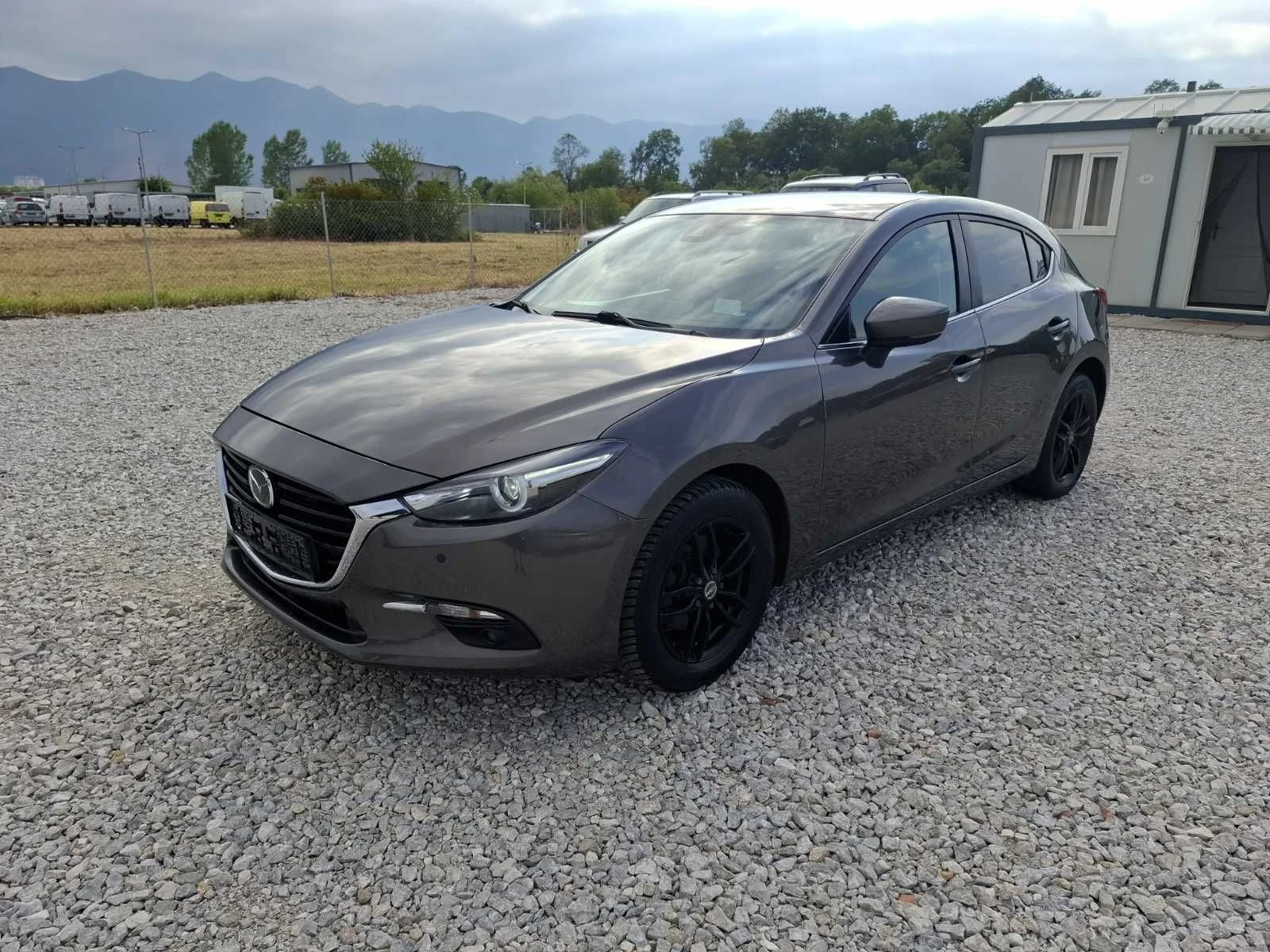 Mazda 3 2.0I KLI NAVI DISTRONIK
