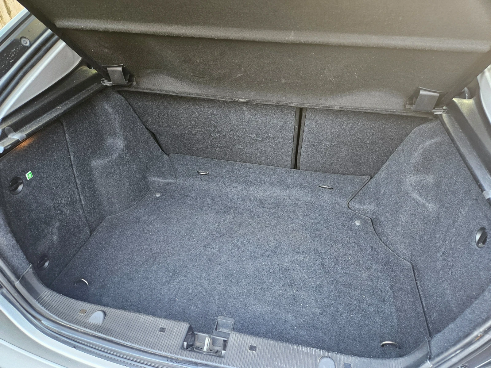Mercedes-Benz C 200, снимка 16 - Автомобили и джипове - 56108313
