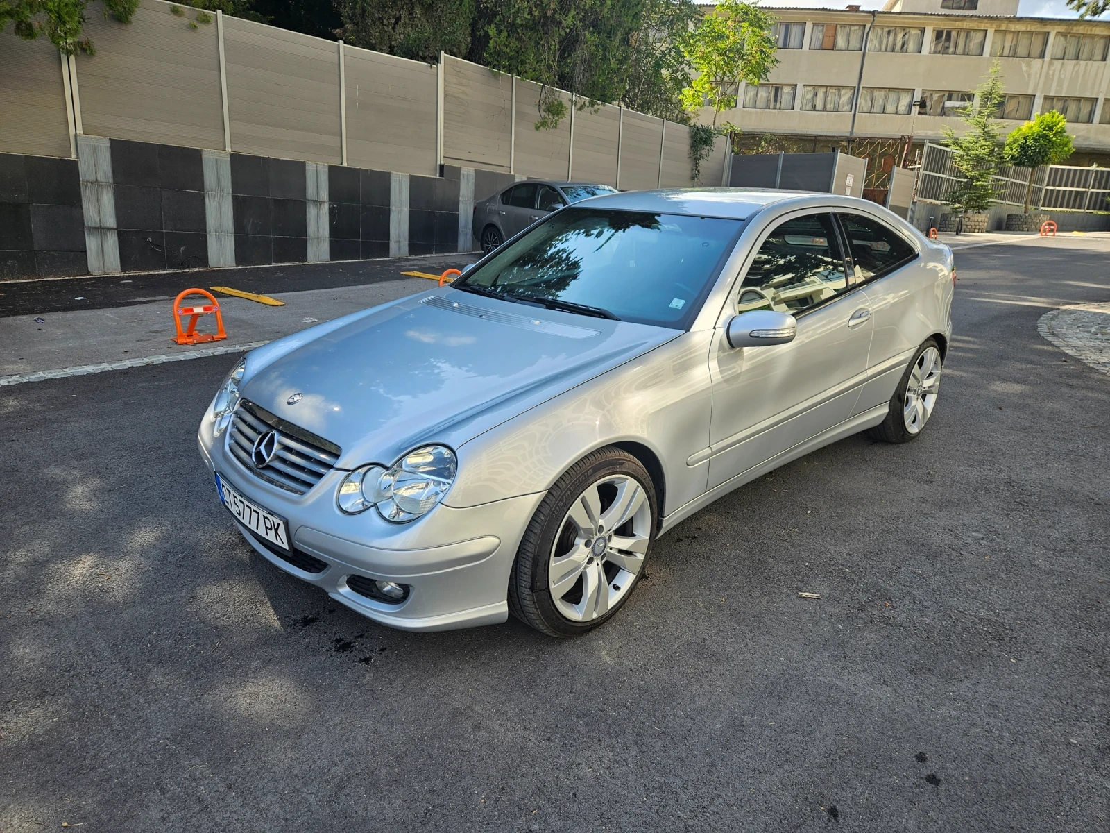 Mercedes-Benz C 200