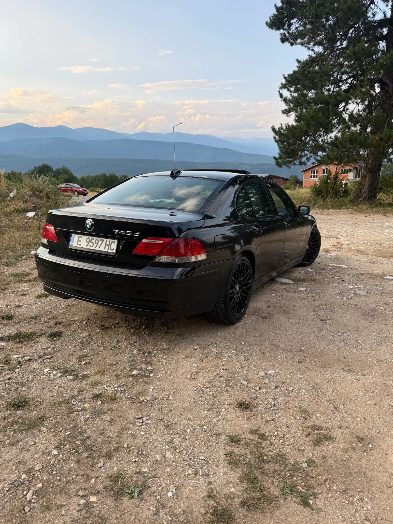 BMW 745, снимка 4 - Автомобили и джипове - 56172946