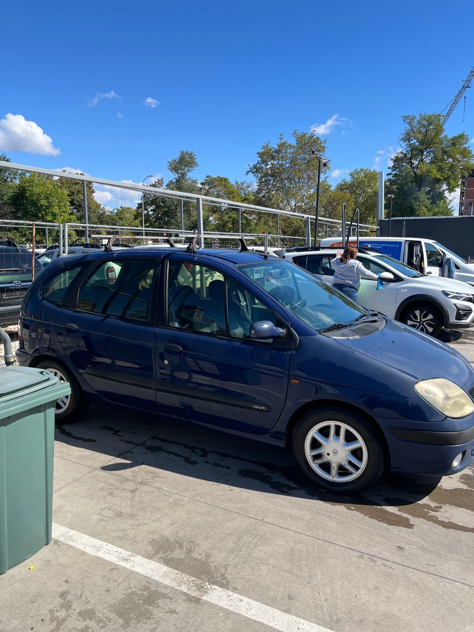 Renault Scenic, снимка 3 - Автомобили и джипове - 56244832
