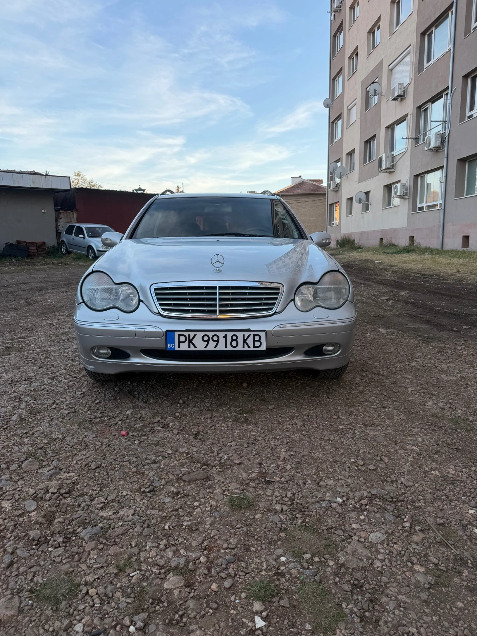 Mercedes-Benz C 220, снимка 5 - Автомобили и джипове - 56697966