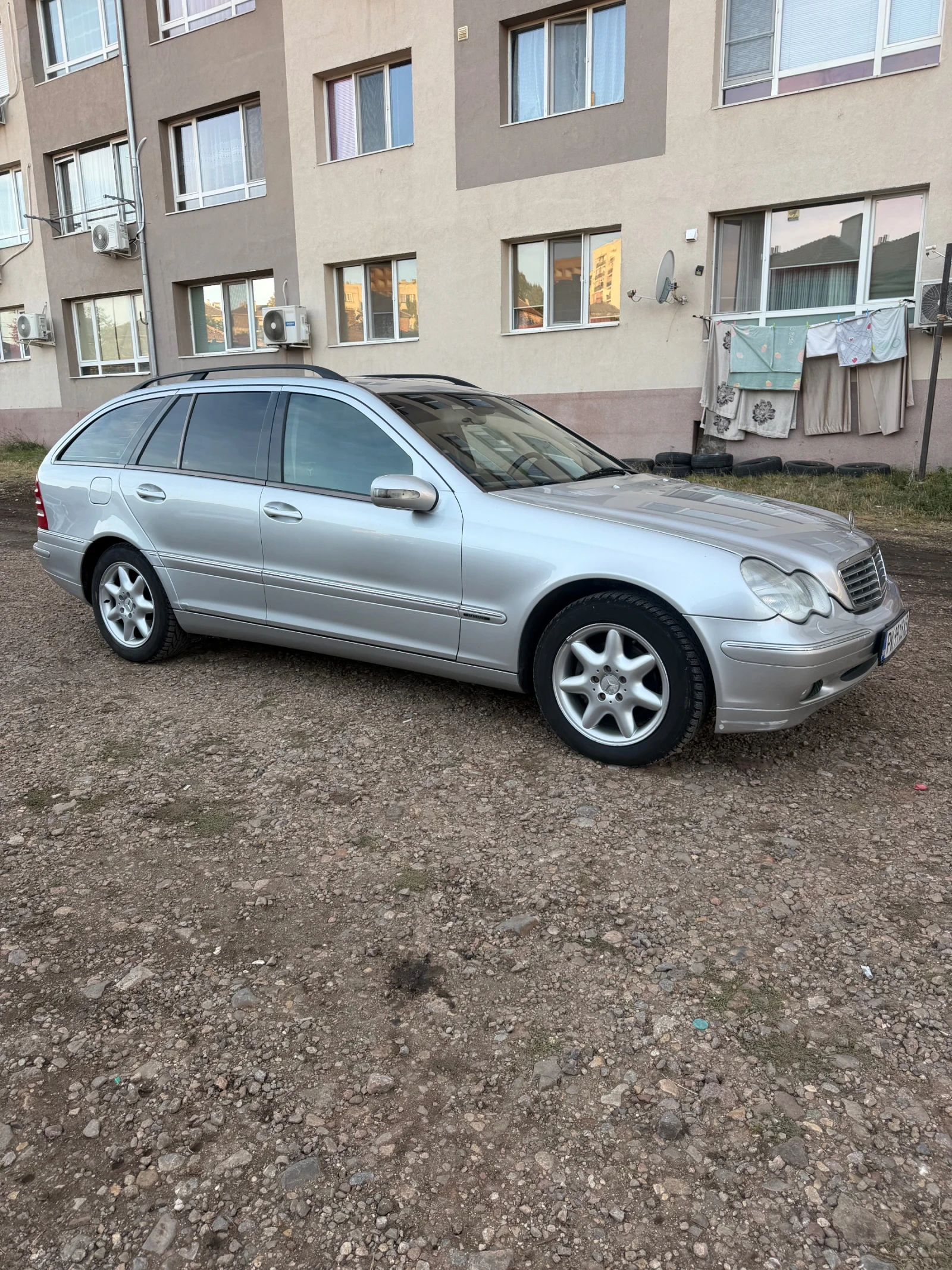 Mercedes-Benz C 220, снимка 6 - Автомобили и джипове - 56697966