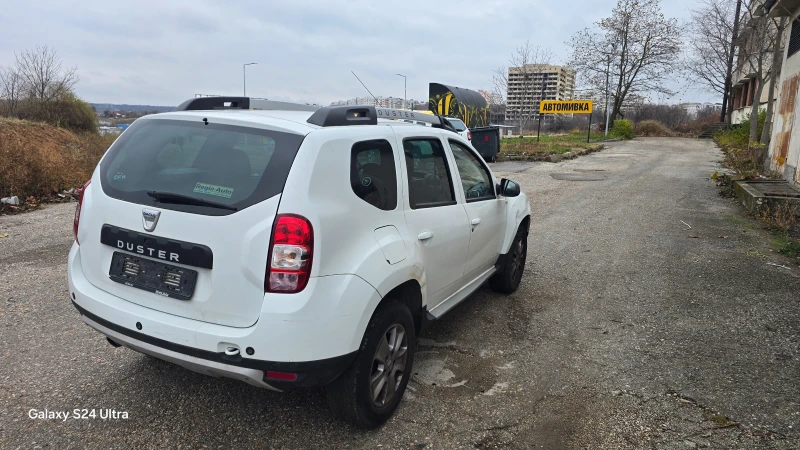 Dacia Duster 1.5dci, снимка 5 - Автомобили и джипове - 48228640