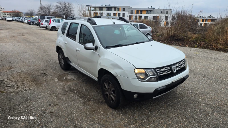 Dacia Duster 1.5dci, снимка 7 - Автомобили и джипове - 48228640