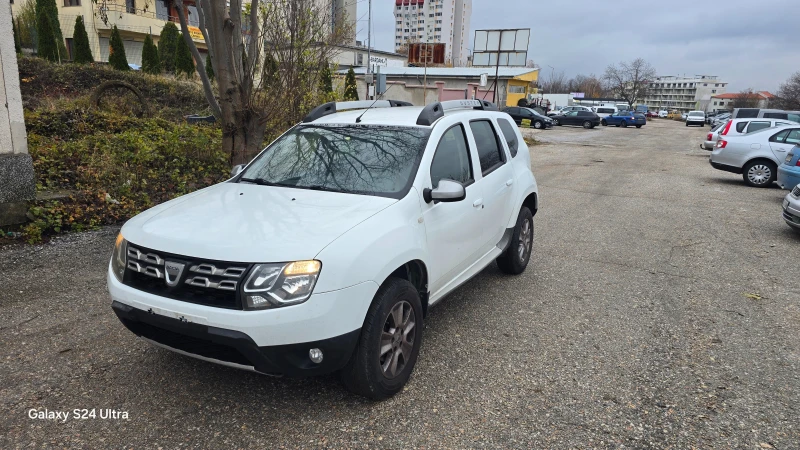 Dacia Duster 1.5dci, снимка 1 - Автомобили и джипове - 48228640