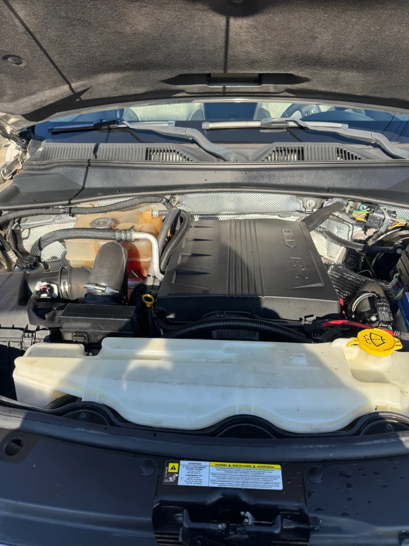 Jeep Cherokee 2.8 CRD LIMITED, снимка 9 - Автомобили и джипове - 52735446