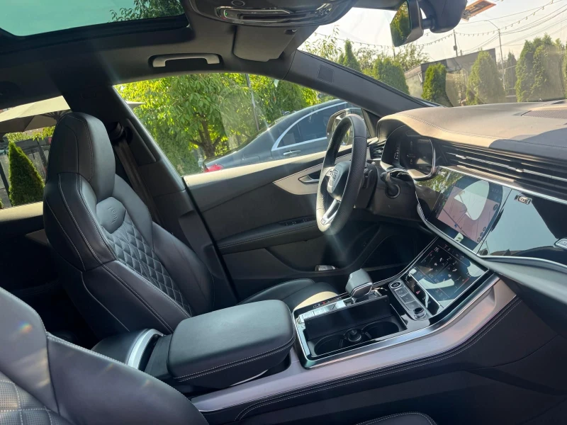 Audi Q8 50TDI Quattro S-line, снимка 8 - Автомобили и джипове - 53242358