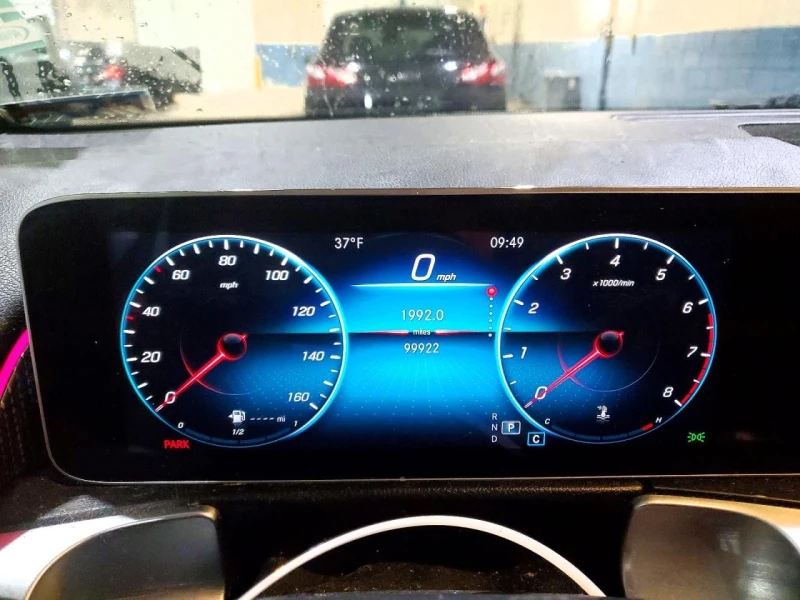 Mercedes-Benz GLB, снимка 9 - Автомобили и джипове - 53489398