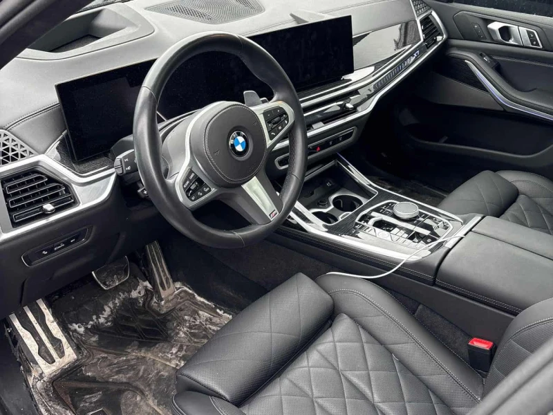 BMW X7 xDrive40i M sport pro/DIS/PANO/360, снимка 7 - Автомобили и джипове - 53599634