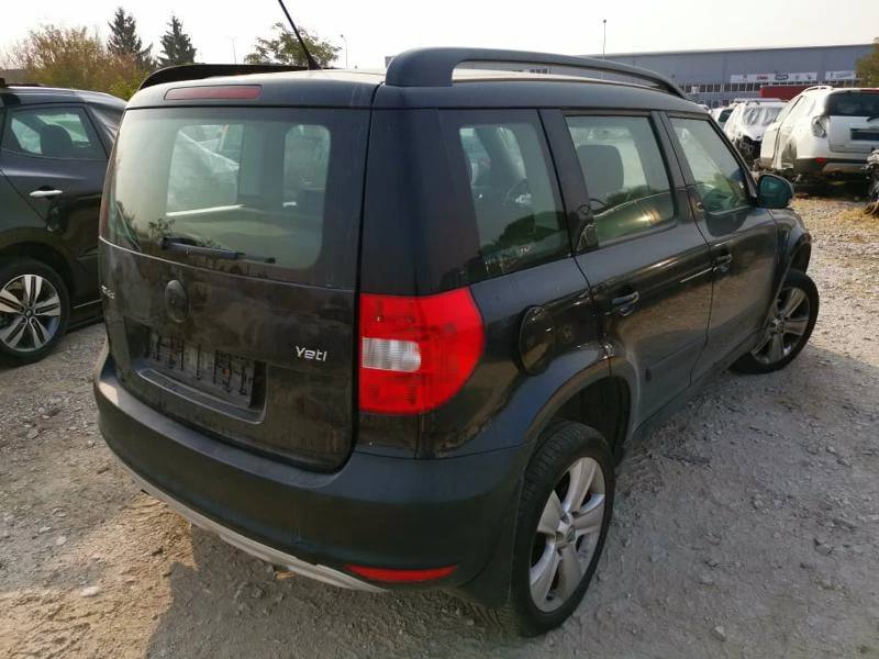 Skoda Yeti 2.0tdi, снимка 4 - Автомобили и джипове - 26939790