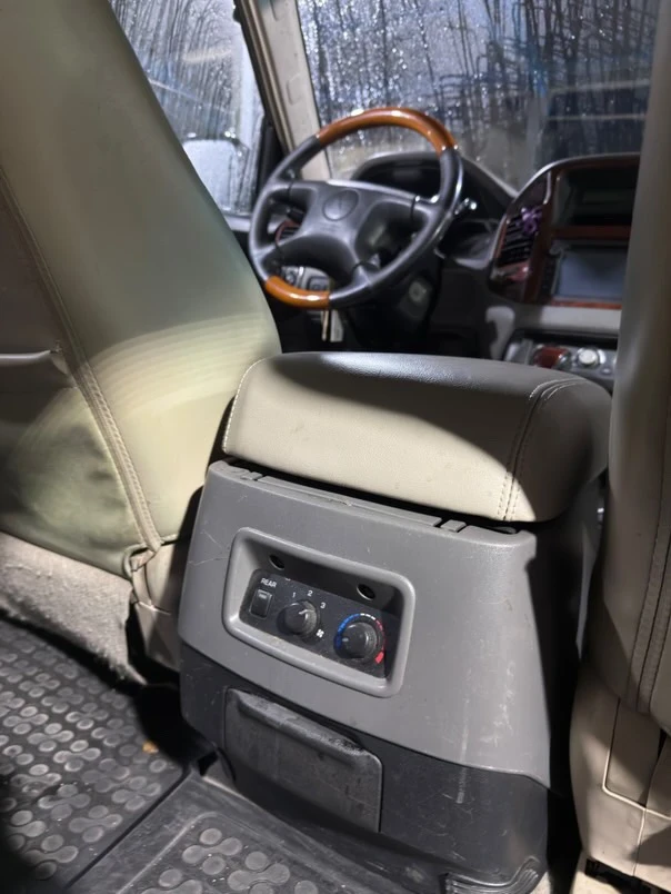 Mitsubishi Pajero 3.2d Автоматик - изображение 9