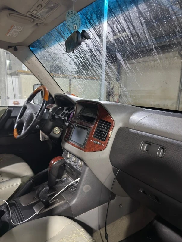 Mitsubishi Pajero 3.2d Автоматик - изображение 7
