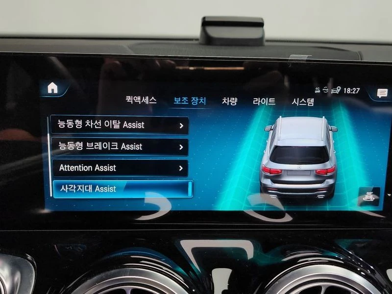 Mercedes-Benz GLB GLB200 d| 150к.с., снимка 17 - Автомобили и джипове - 56211273