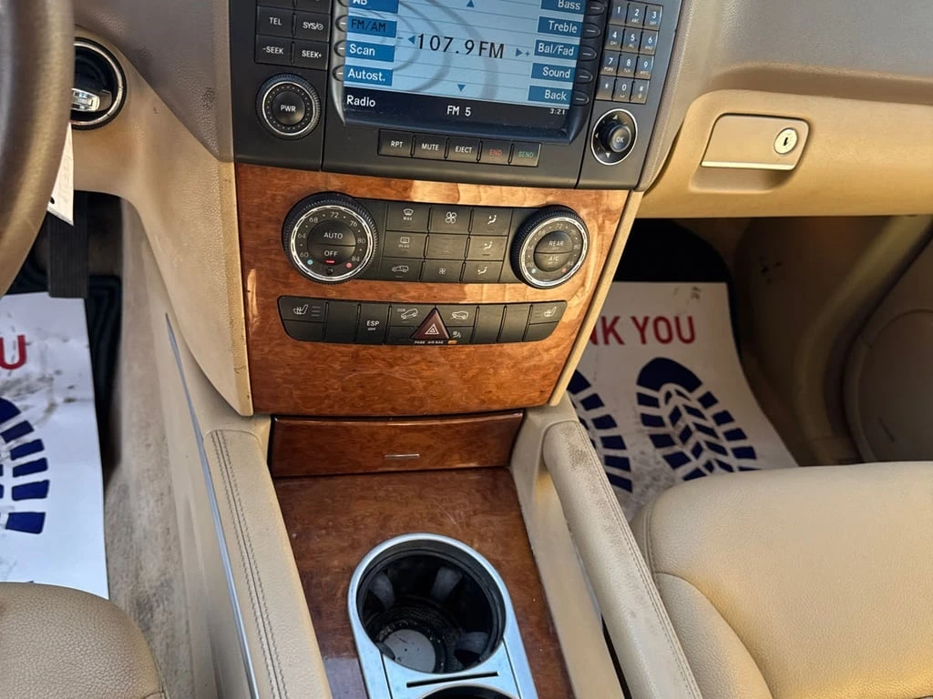 Mercedes-Benz ML 320 * 3.0L CDI * CARFAX * БЕЗ ПЪРВОНАЧАЛНА ВНОСКА - изображение 9