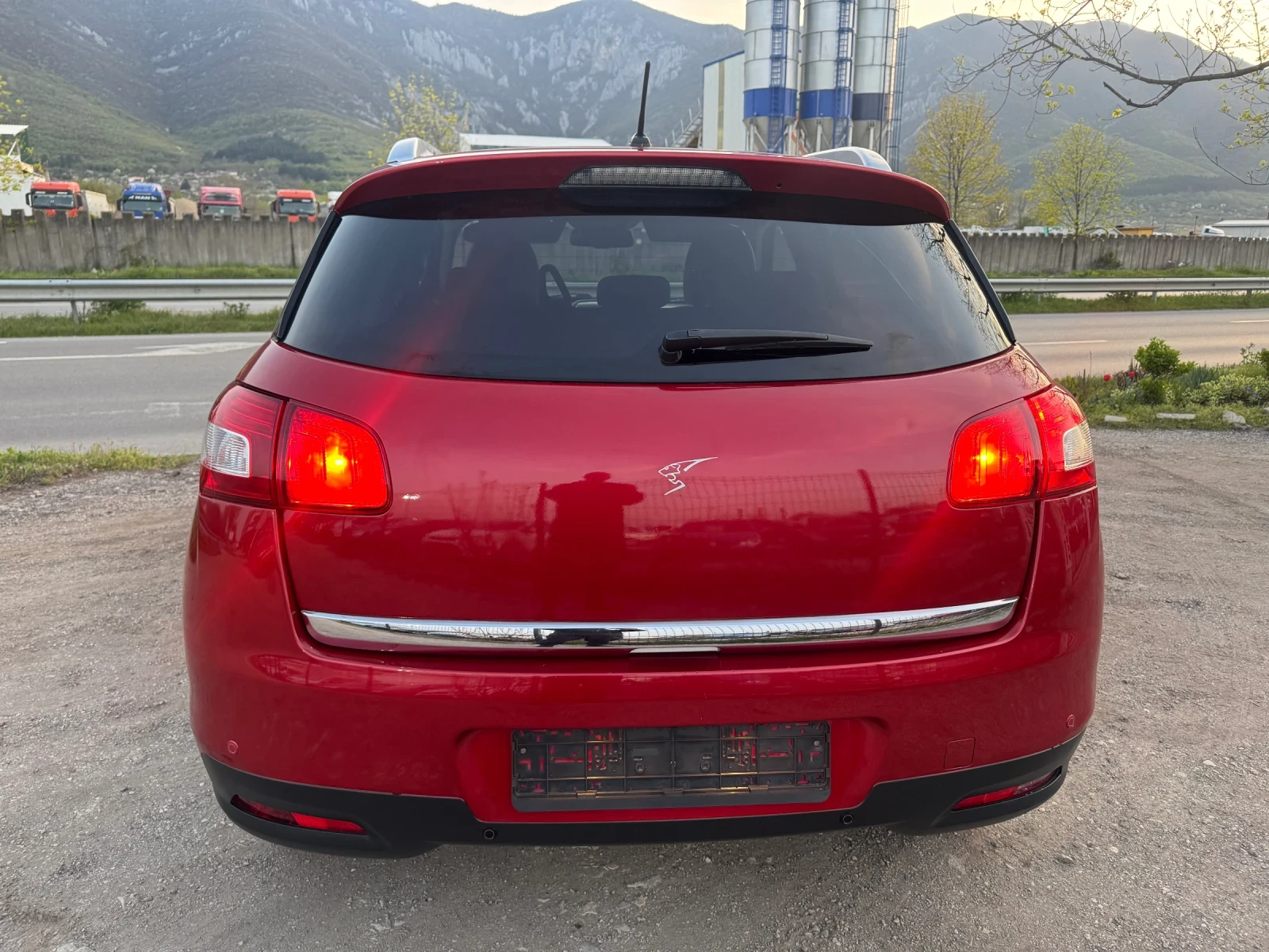 Peugeot 4008 1.8HDI/4x4/LED/PANORAMA/KEYLESS/102000км., снимка 8 - Автомобили и джипове - 53973692