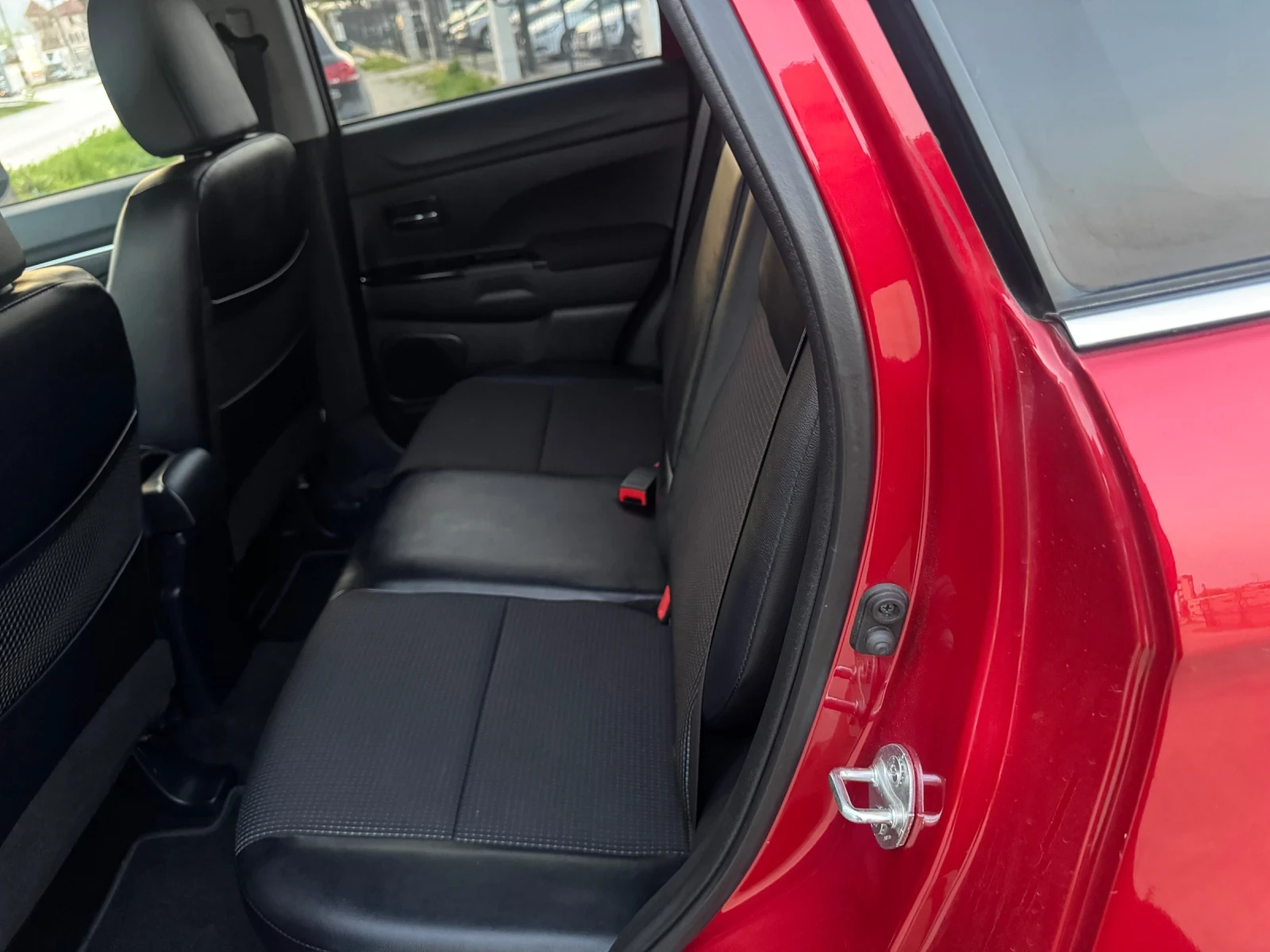 Peugeot 4008 1.8HDI/4x4/LED/PANORAMA/KEYLESS/102000км., снимка 9 - Автомобили и джипове - 53973692