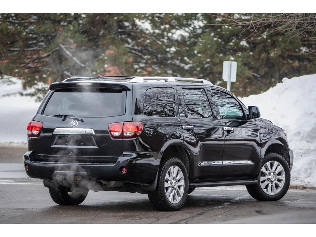 Toyota Sequoia Platinum  CARFAX - изображение 8