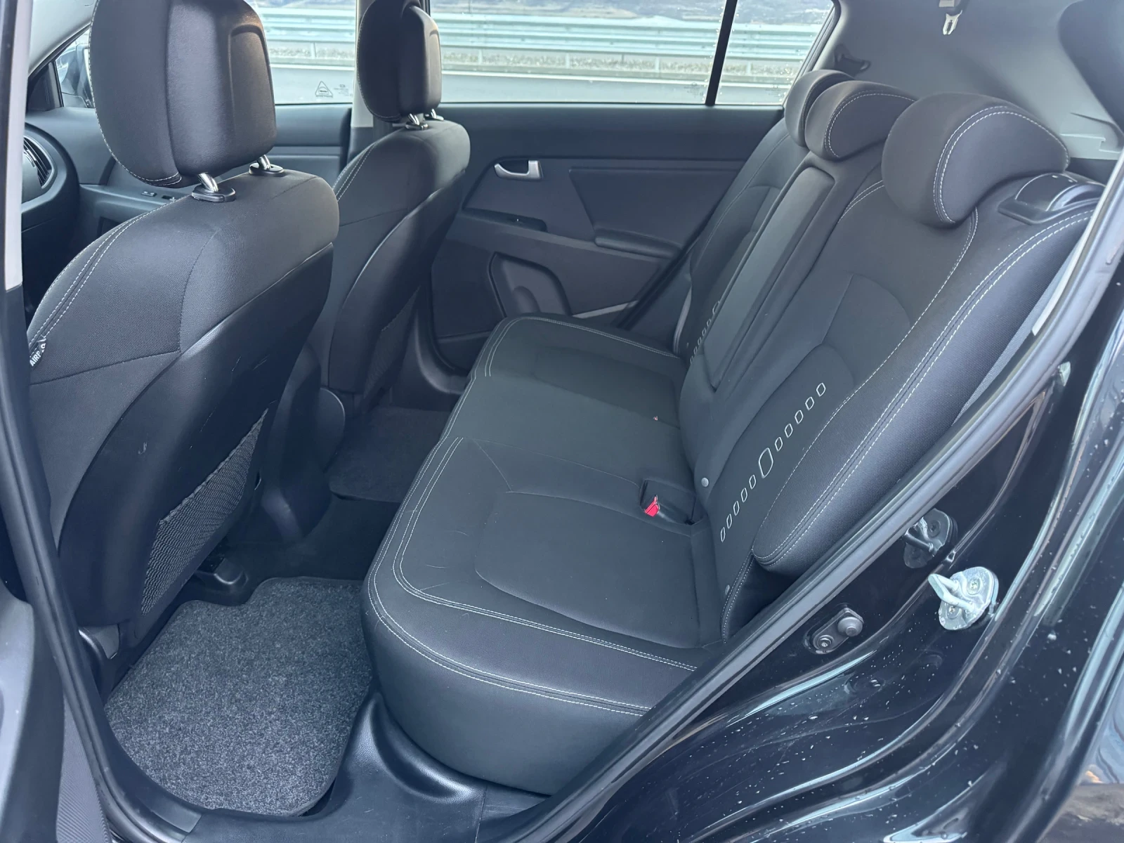 Kia Sportage 1.6GPL 155000км - изображение 8