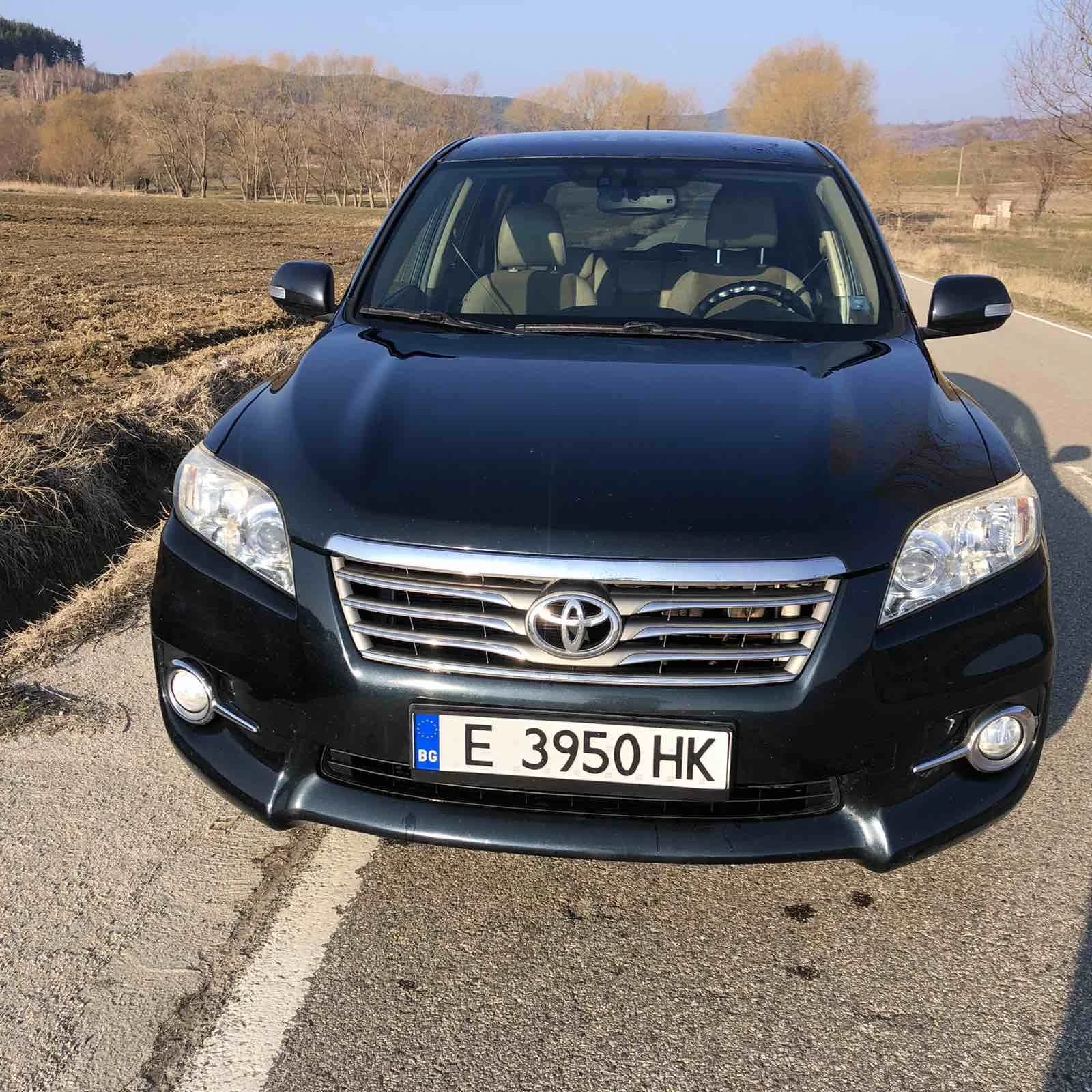 Toyota Rav4 2.2 D-4D 4Х4, снимка 3 - Автомобили и джипове - 53778361