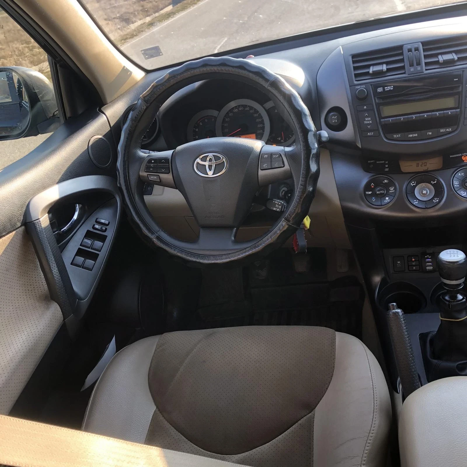 Toyota Rav4 2.2 D-4D 4Х4, снимка 10 - Автомобили и джипове - 53778361
