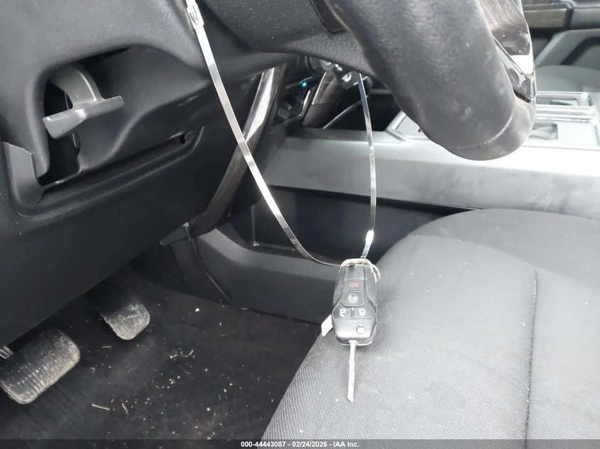 Ford F150 5.0l F-150 Xlt, снимка 11 - Автомобили и джипове - 53907845