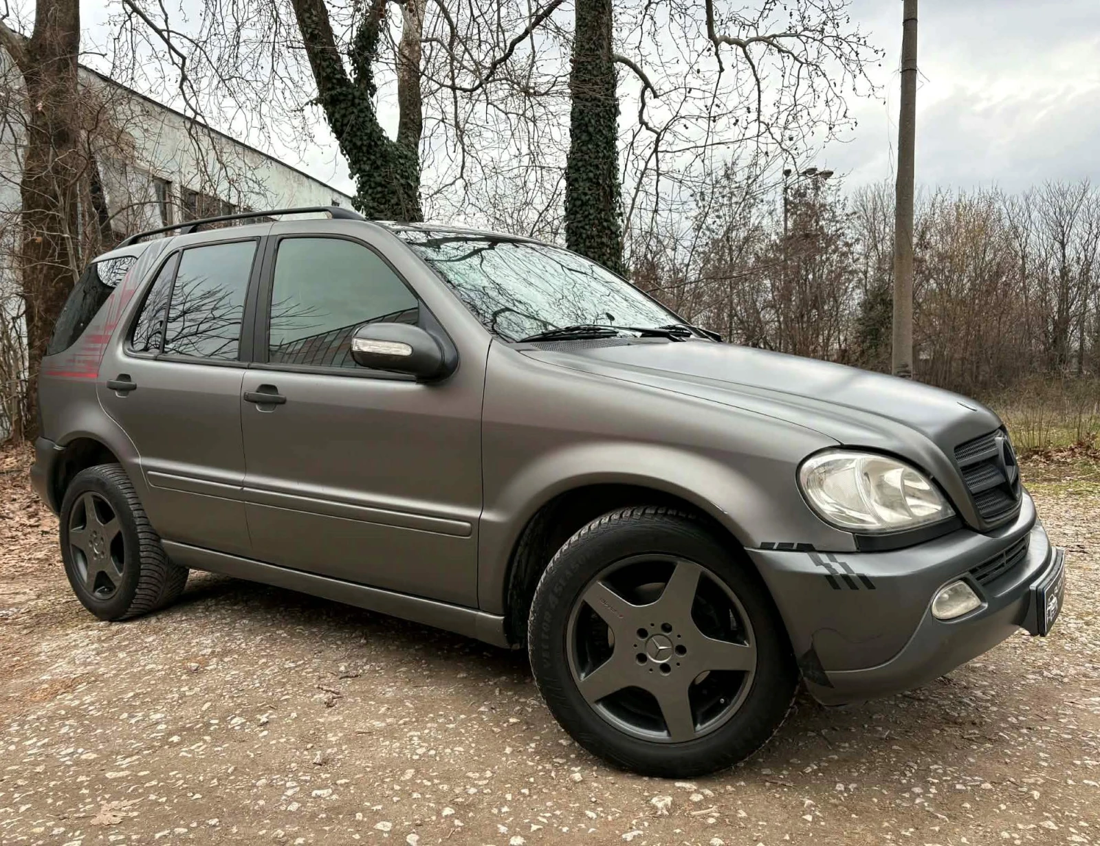 Mercedes-Benz ML 320 3.2 Газ Инж. Нави * AMG * LOW RANGE, снимка 3 - Автомобили и джипове - 53986612