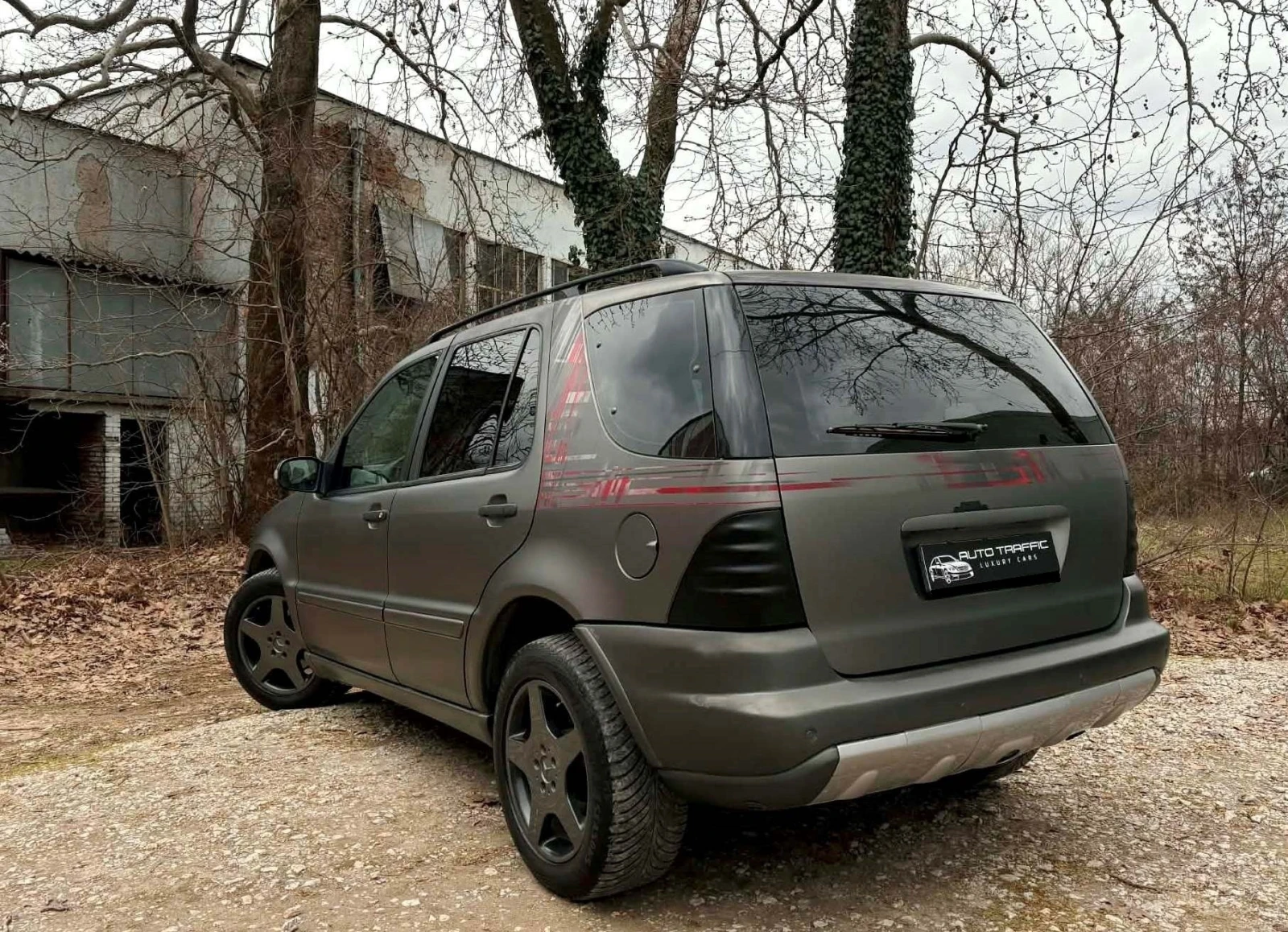 Mercedes-Benz ML 320 3.2 Газ Инж. Нави * AMG * LOW RANGE, снимка 4 - Автомобили и джипове - 53986612