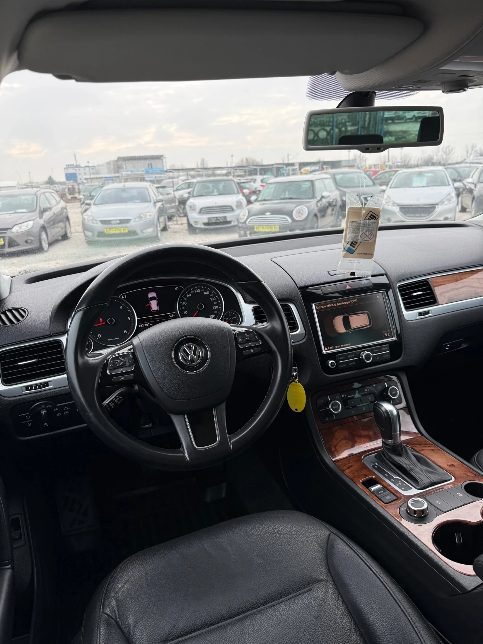 VW Touareg 3.0 TDi DSG 4x4, снимка 7 - Автомобили и джипове - 54369490