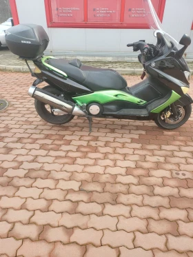     Yamaha T-max