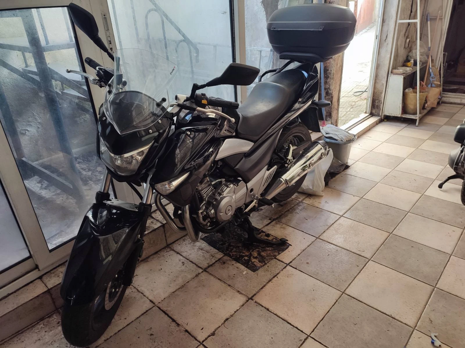 Suzuki Inazuma 250CC - изображение 10