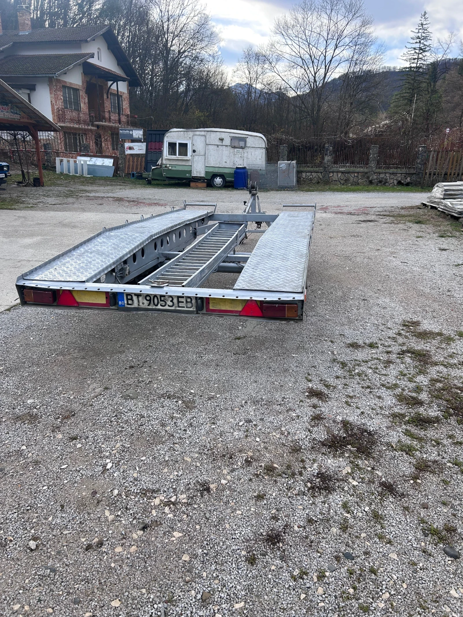 �� ������ MAX TRAILER | Mobile.bg � ����������� 2