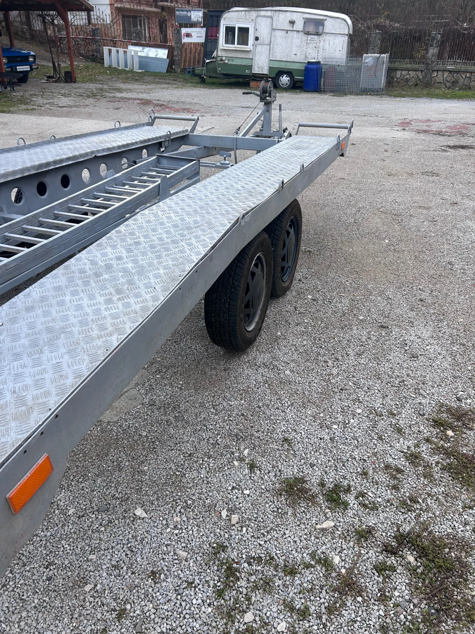�� ������ MAX TRAILER | Mobile.bg � ����������� 4