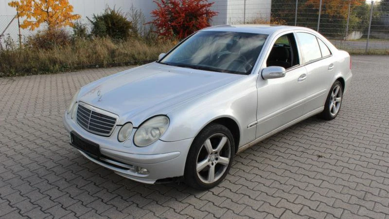 Климатична система за Mercedes-Benz E 270, снимка 1 - Части - 49501668