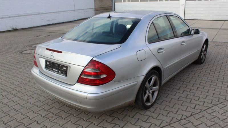 Климатична система за Mercedes-Benz E 270, снимка 2 - Части - 22410606