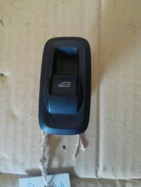 Копче ел стъкло задно дясно Форд Фиеста (9)