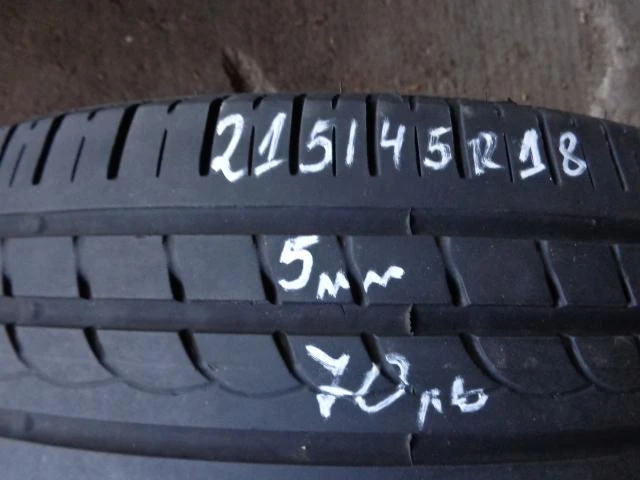 Гуми Летни 215/45R18, снимка 1 - Гуми и джанти - 12763894