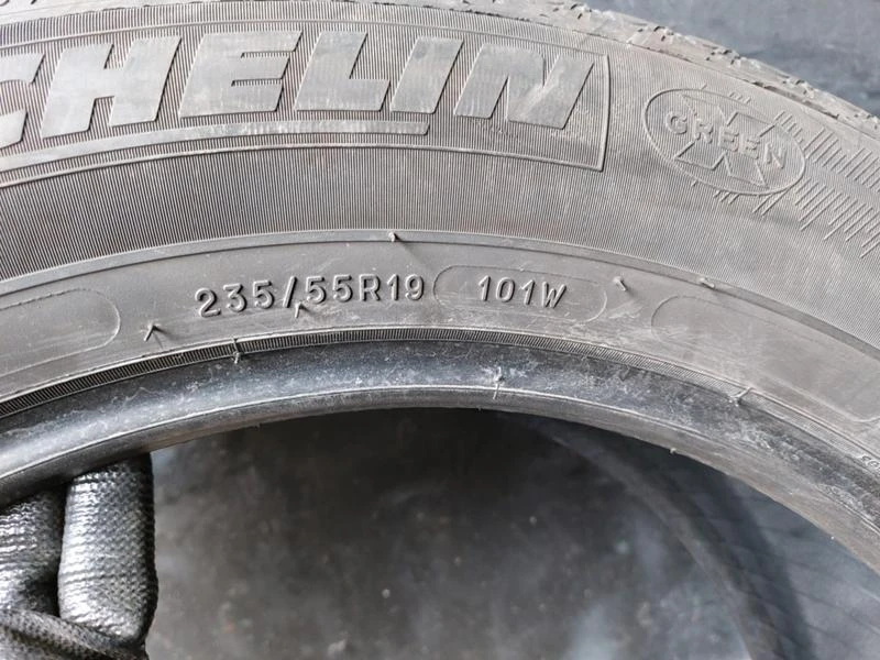 Гуми Летни 235/55R19, снимка 9 - Гуми и джанти - 36800494