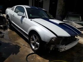 Ford Mustang 4.0 V6 214к.с., снимка 4