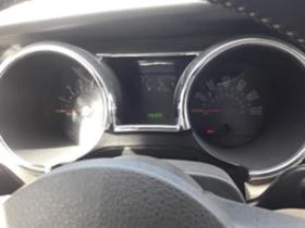 Ford Mustang 4.0 V6 214к.с., снимка 7