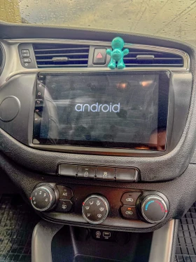 Kia Ceed 1.6CRDI/Климатик/МултиВолан/USB/Android, снимка 12